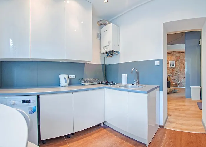 Chopina, Sun & Snow *