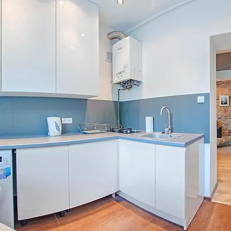 Chopina, Sun & Snow *